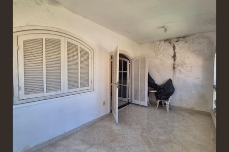 Casa à venda com 241m², 3 quartos e 1 vagaQuarto 1 - varanda