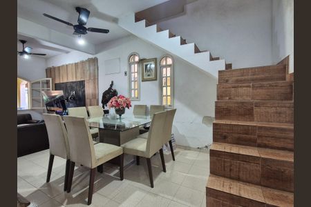 Casa à venda com 241m², 3 quartos e 1 vagaSala de Jantar