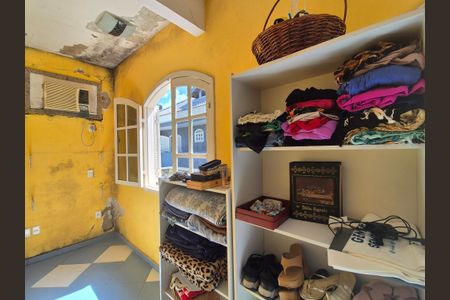 Casa à venda com 241m², 3 quartos e 1 vagaQuarto 2