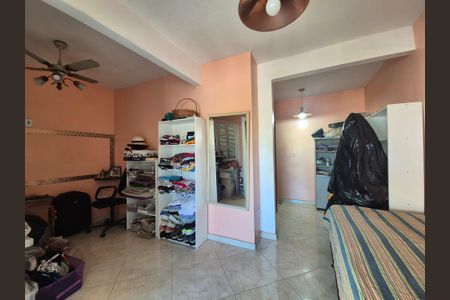 Casa à venda com 241m², 3 quartos e 1 vagaQuarto 1