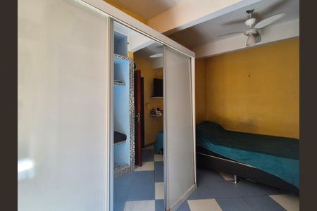 Casa à venda com 241m², 3 quartos e 1 vagaQuarto 2