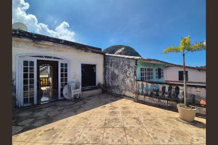 Casa à venda com 241m², 3 quartos e 1 vagaTerraço