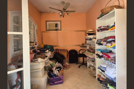 Casa à venda com 241m², 3 quartos e 1 vagaQuarto 1