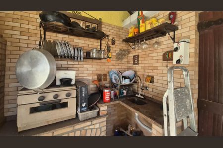 Casa à venda com 241m², 3 quartos e 1 vagaÁrea gourmet