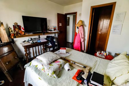 Apartamento à venda com 140m², 3 quartos e 3 vagas Apartamento à venda com 140m², 3 quartos e 3 vagasSuíte