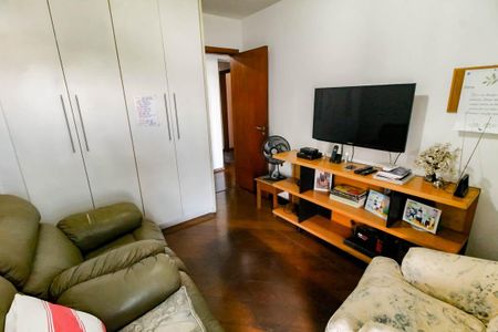 Apartamento à venda com 140m², 3 quartos e 3 vagas Apartamento à venda com 140m², 3 quartos e 3 vagasSala de TV