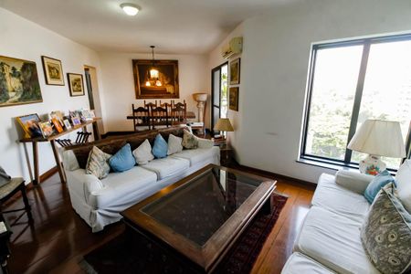 Apartamento à venda com 140m², 3 quartos e 3 vagas Apartamento à venda com 140m², 3 quartos e 3 vagasSala