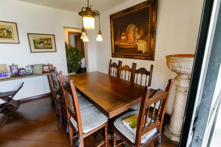 Apartamento à venda com 140m², 3 quartos e 3 vagas Apartamento à venda com 140m², 3 quartos e 3 vagasSala de Jantar