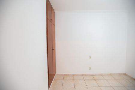 Apartamento para alugar com 120m², 3 quartos e 1 vagaQuarto 3