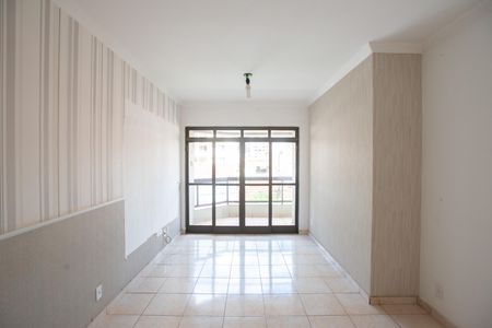 Apartamento para alugar com 120m², 3 quartos e 1 vagaSala