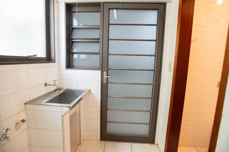 Apartamento para alugar com 120m², 3 quartos e 1 vagaÁrea de Serviço