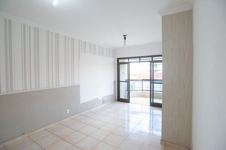 Apartamento para alugar com 120m², 3 quartos e 1 vagaSala