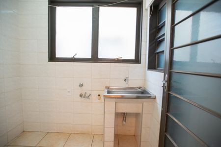 Apartamento para alugar com 120m², 3 quartos e 1 vagaÁrea de Serviço