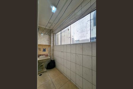 Apartamento à venda com 65m², 2 quartos e 1 vagaÁrea de Serviço