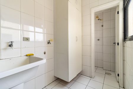 Apartamento para alugar com 102m², 3 quartos e 3 vagas Apartamento para alugar com 102m², 3 quartos e 3 vagasÁrea de Serviço