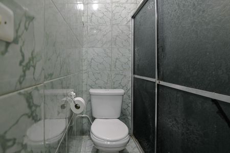 Casa para alugar com 200m², 2 quartos e 2 vagasBanheiro - Quarto 3 - Suíte