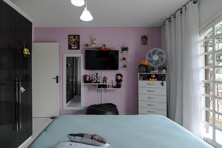 Casa para alugar com 200m², 2 quartos e 2 vagasQuarto 1