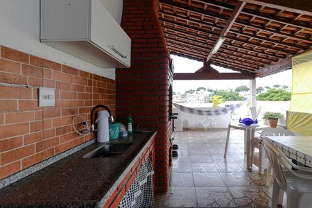 Casa para alugar com 200m², 2 quartos e 2 vagasChurrasqueira
