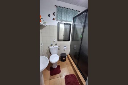 Casa à venda com 80m², 2 quartos e 1 vaga Casa à venda com 80m², 2 quartos e 1 vagaBanheiro