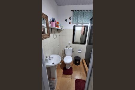 Casa à venda com 80m², 2 quartos e 1 vaga Casa à venda com 80m², 2 quartos e 1 vagaBanheiro