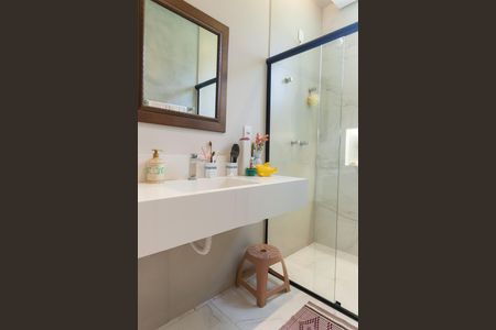 Casa de condomínio para alugar com 1253m², 4 quartos e 4 vagas Casa de condomínio para alugar com 1253m², 4 quartos e 4 vagasBanheiro da Suíte 1