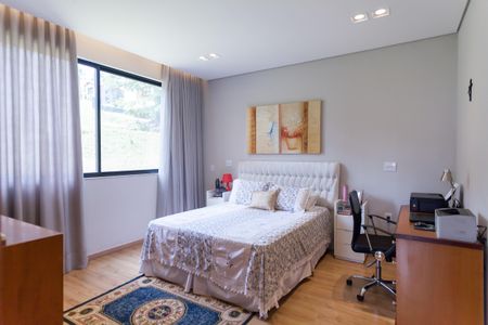 Casa de condomínio para alugar com 1253m², 4 quartos e 4 vagas Casa de condomínio para alugar com 1253m², 4 quartos e 4 vagasSuíte 2