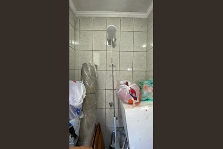 Casa à venda com 119m², 3 quartos e 2 vagas Casa à venda com 119m², 3 quartos e 2 vagasQuintal - Banheiro