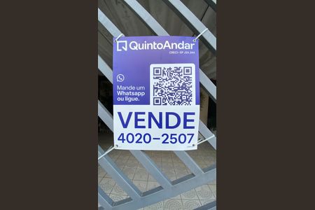 Casa à venda com 119m², 3 quartos e 2 vagas Casa à venda com 119m², 3 quartos e 2 vagasPlaca