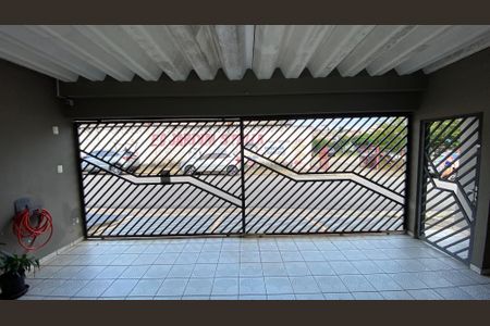 Casa à venda com 119m², 3 quartos e 2 vagas Casa à venda com 119m², 3 quartos e 2 vagasGaragem