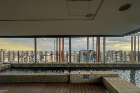 Studio à venda com 23m², 1 quarto e sem vagaÁrea comum - Piscina