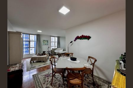 Apartamento à venda com 128m², 3 quartos e 1 vagaSala