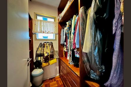 Apartamento à venda com 128m², 3 quartos e 1 vagaCloset Suíte