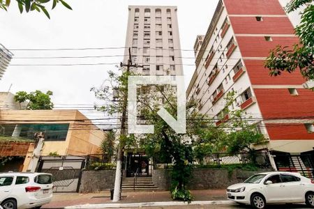 Apartamento à venda com 128m², 3 quartos e 1 vagaFachada