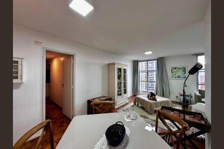 Apartamento à venda com 128m², 3 quartos e 1 vagaSala