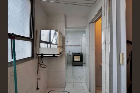 Apartamento à venda com 128m², 3 quartos e 1 vagaÁrea de Serviço