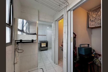 Apartamento à venda com 128m², 3 quartos e 1 vagaÁrea de Serviço