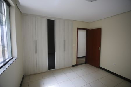 Casa para alugar com 384m², 5 quartos e 5 vagasQuarto 4