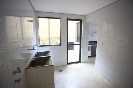 Casa para alugar com 384m², 5 quartos e 5 vagasÁrea de Serviço