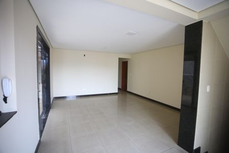 Casa para alugar com 384m², 5 quartos e 5 vagasSala