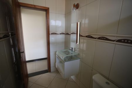 Casa para alugar com 384m², 5 quartos e 5 vagasBanheiro Social 2