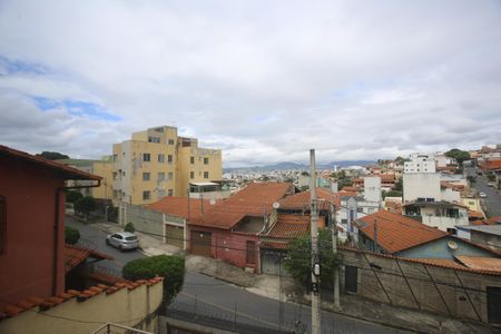 Casa para alugar com 384m², 5 quartos e 5 vagasVista