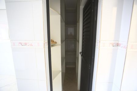 Casa para alugar com 384m², 5 quartos e 5 vagasDespensa