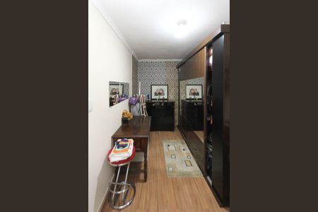 Casa à venda com 196m², 4 quartos e 4 vagas Casa à venda com 196m², 4 quartos e 4 vagasQuarto de Serviço