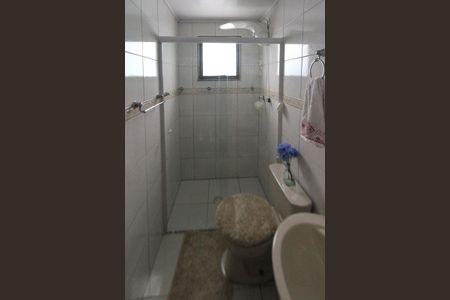 Casa à venda com 196m², 4 quartos e 4 vagas Casa à venda com 196m², 4 quartos e 4 vagasBanheiro 2