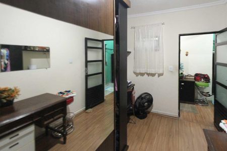 Casa à venda com 196m², 4 quartos e 4 vagas Casa à venda com 196m², 4 quartos e 4 vagasÁrea de Serviço