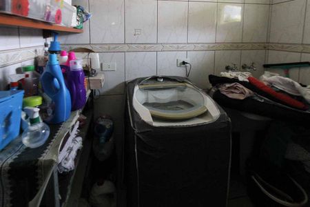 Casa à venda com 196m², 4 quartos e 4 vagas Casa à venda com 196m², 4 quartos e 4 vagasÁrea de Serviço