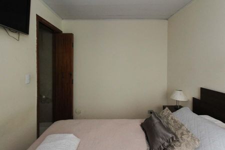 Casa à venda com 196m², 4 quartos e 4 vagas Casa à venda com 196m², 4 quartos e 4 vagasQuarto 2