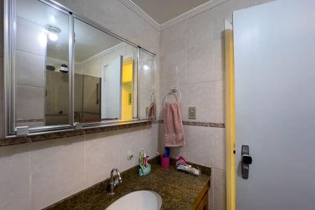 Apartamento à venda com 72m², 2 quartos e 1 vaga Apartamento à venda com 72m², 2 quartos e 1 vagaBanheiro