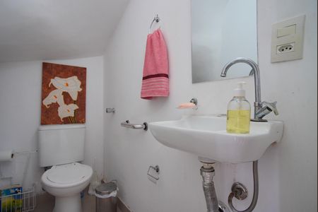 Casa à venda com 130m², 3 quartos e 1 vagaLavabo