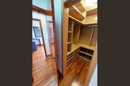 Apartamento à venda com 150m², 4 quartos e 3 vagasFoto 13